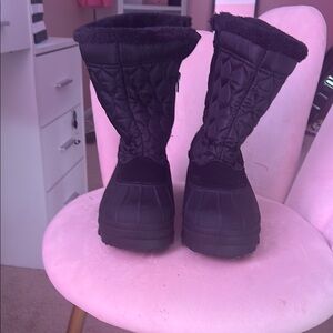 Black Quilted Winter & Rain Boots with Insulated Comfort